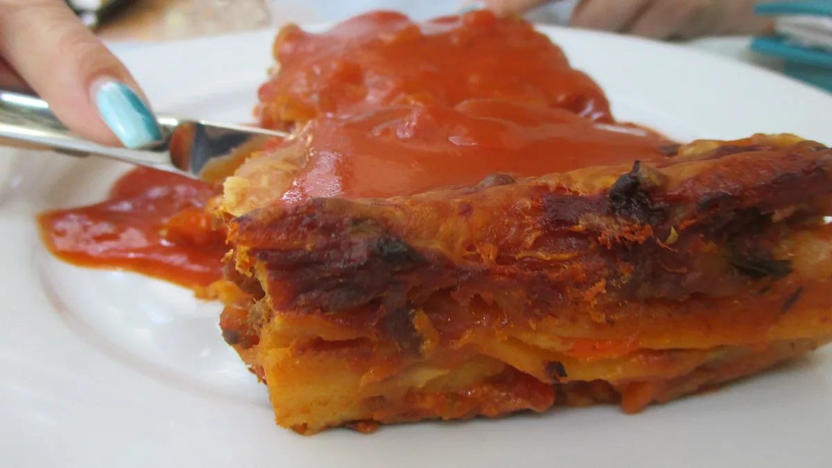 Italian food typical of Macaris